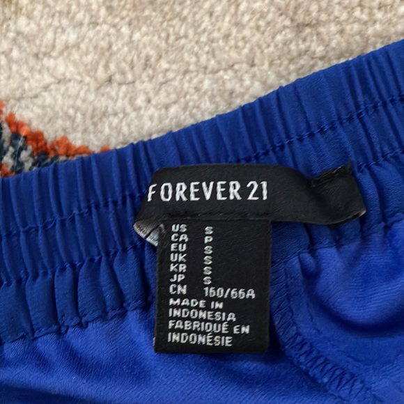 Small blue forever21 high low skirt with shorts - Picture 2 of 4